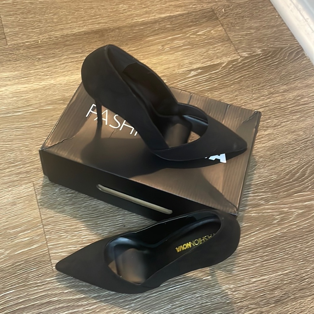 NWT Fashion Nova Heels